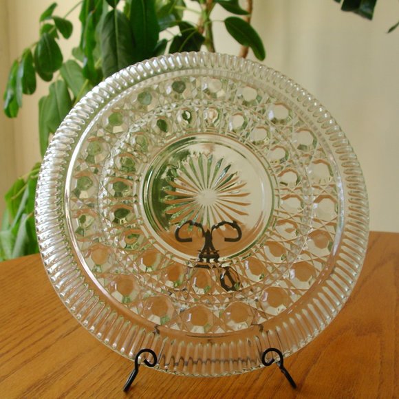 Large Serving Plate/Relish Plate - Picture 2 of 3